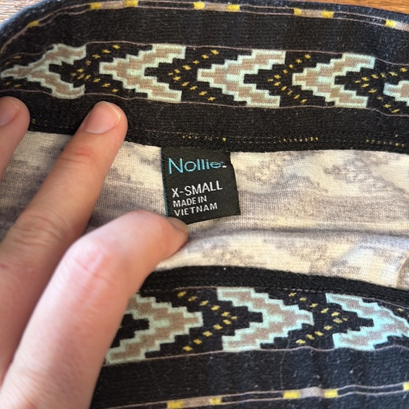 Nollie XS Aztec skirt - Picture 4 of 4